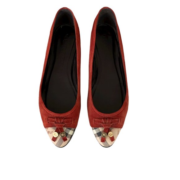 Burberry Shoes - EUC Burberry Haymarket Yates Ballerina 37.5
